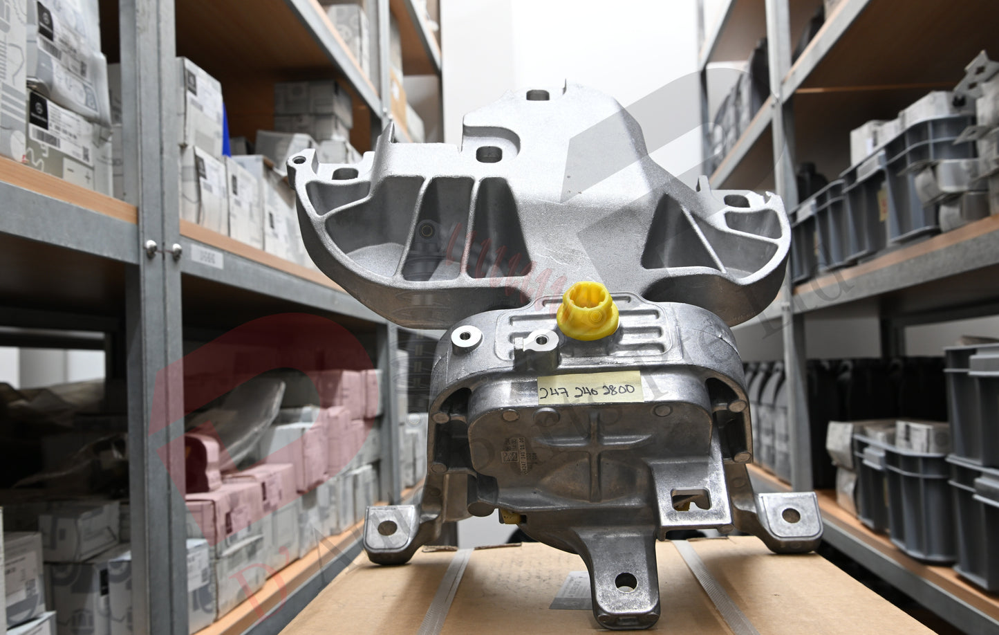 MB Engine, Transmission Mount