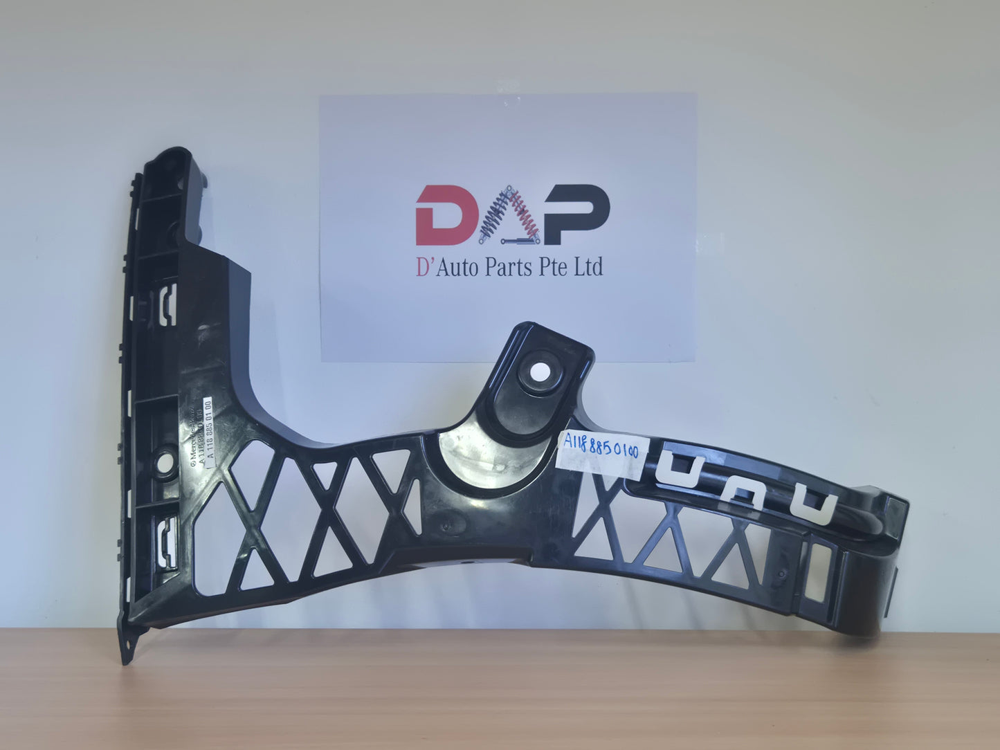 Merc Rear Bumper Left Mounting Rail 118 885 0100