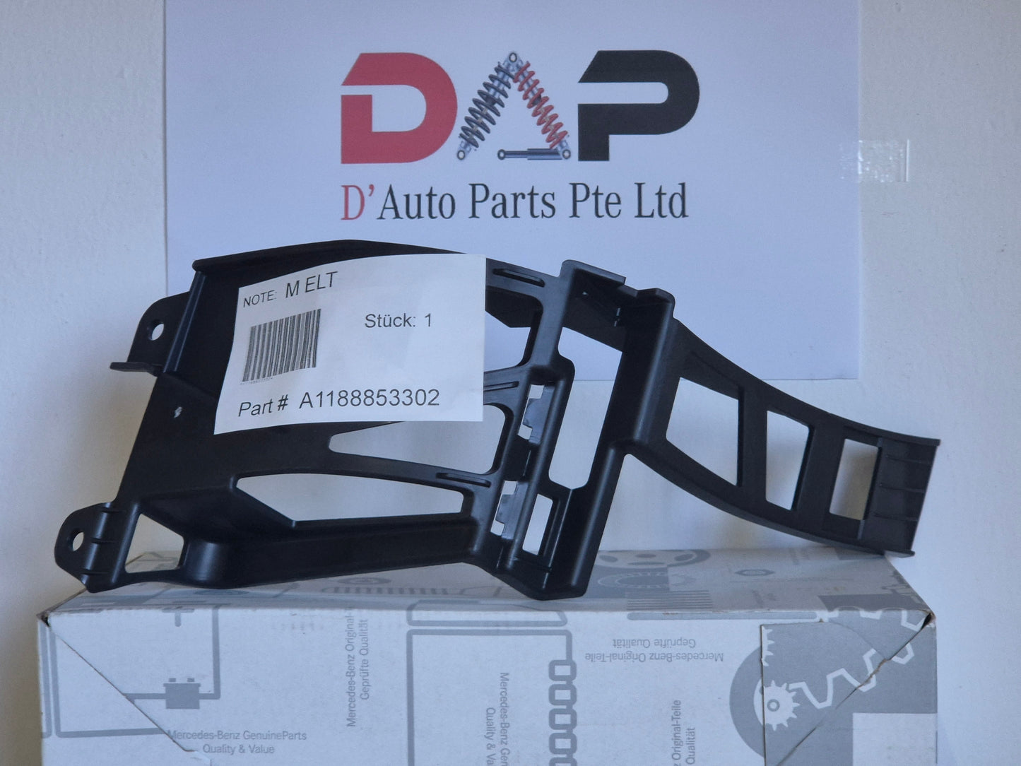 Merc Rear Left Bumper Holder 118 885 3302