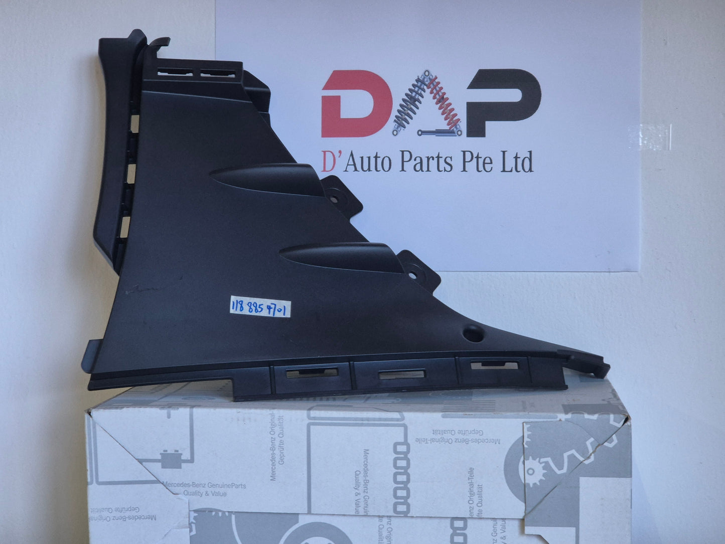 Merc Front Left Inner Bumper Area Cover 118 885 4701