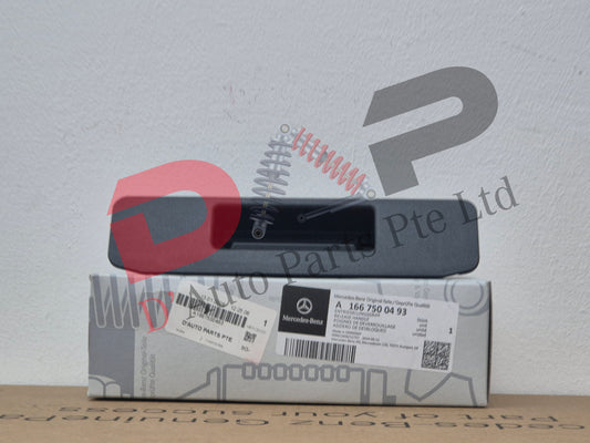Merc Rear-End Door Release Handle 166 750 0493