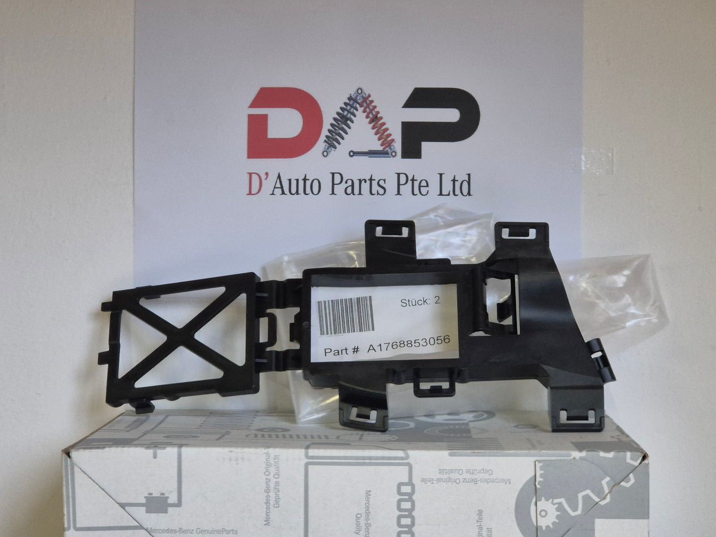 Merc Front Bumper Mount 176 885 3056