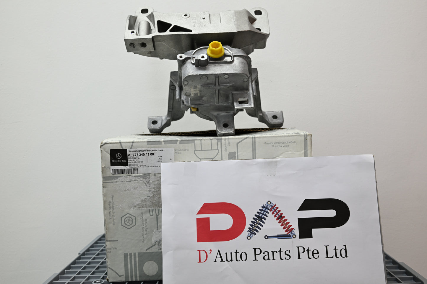 Merc Engine Mount 177 240 4300