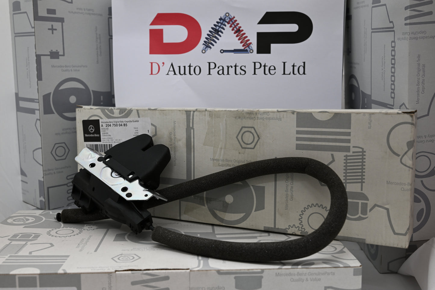 Merc Rear Tailgate Boot Trunk Lid Lock 204 750 0485