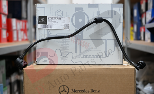 Merc Bleed Line/hose RH Cooler (Expansion RES.) 205 501 7601