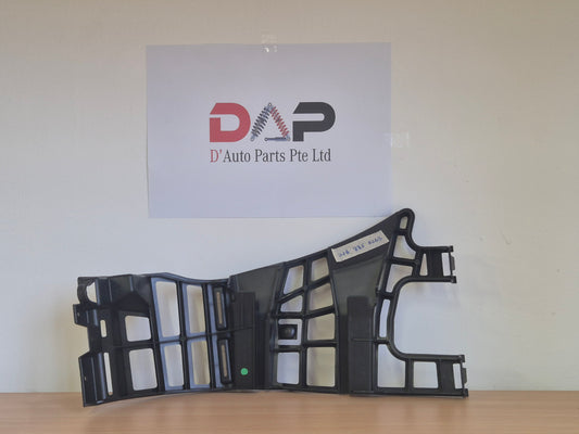Merc Rear Right Bumper Lateral Support 216 885 0263
