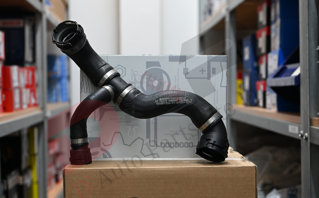 Merc Coolant Hose RH Cooler (Engine) 238 501 9200