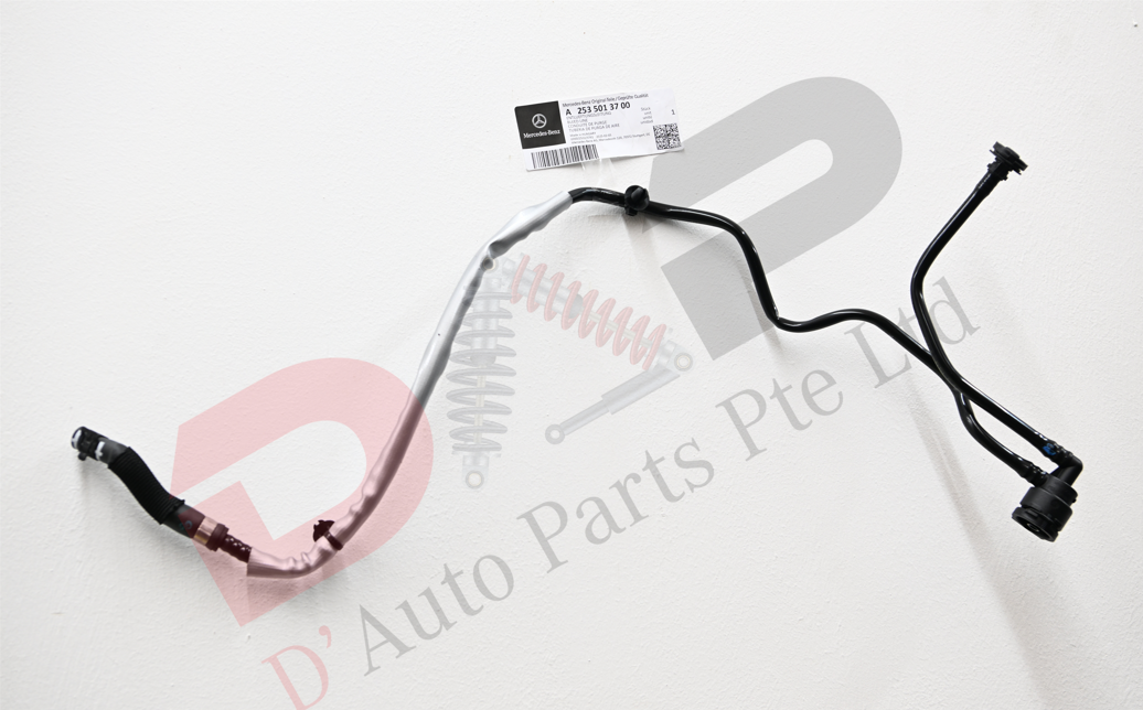 Merc Bleed Line/hose RH Cooler (Expansion RES.) 253 501 3700