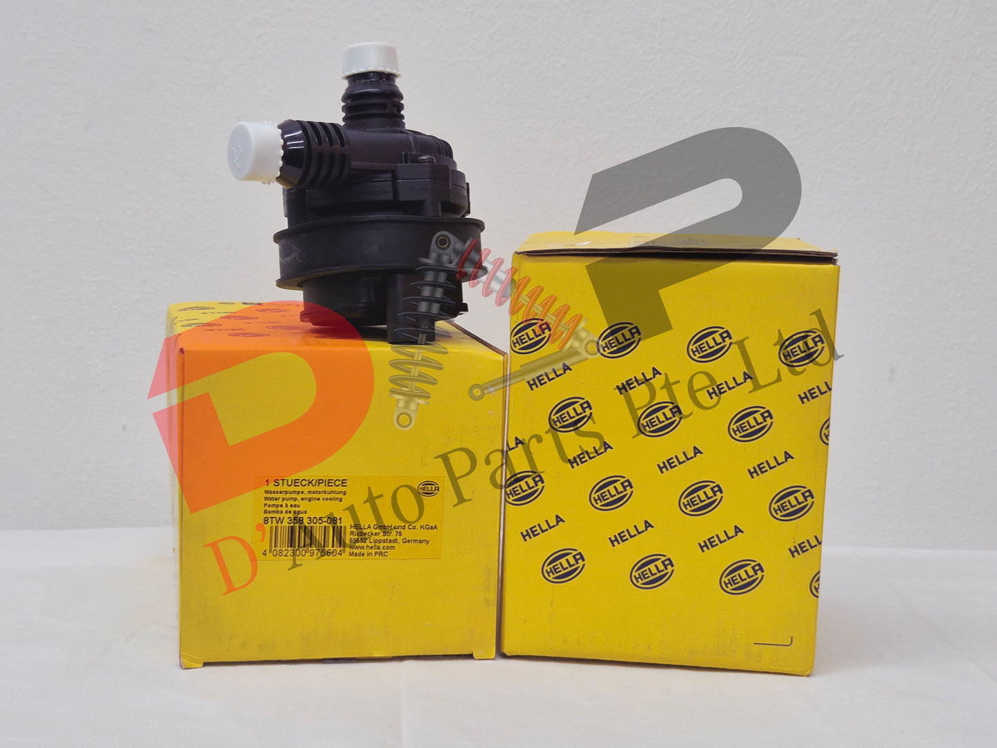 Mercedes HELLA Coolant Pump 8TW 358 305 081