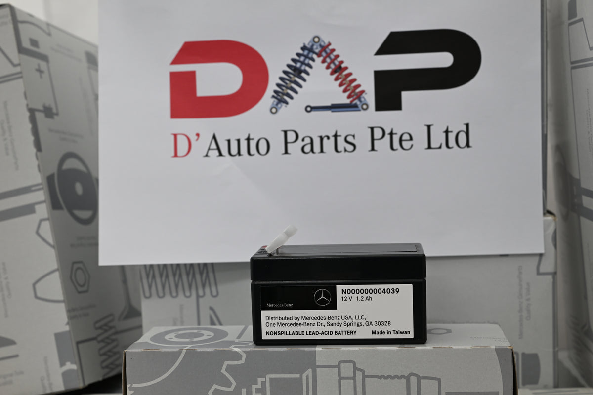 Merc Auxiliary Battery N 000000 004039 N 000000 009504
